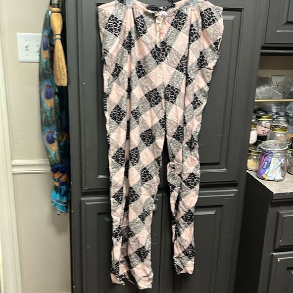 Victoria, secrets PJs bottom - Picture 6 of 6